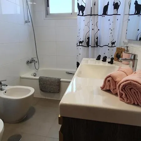 아파트 Myramar Sauce - Spacious 3br 푸엔히롤라
