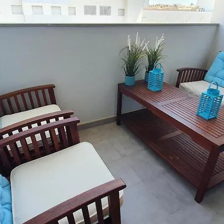 Amazing & Spacious 3bdr Myramar Sauce شقة *