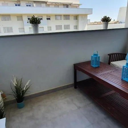 Myramar Sauce - Spacious 3br 푸엔히롤라
